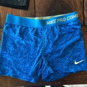 Nike Pro Compression shorts L